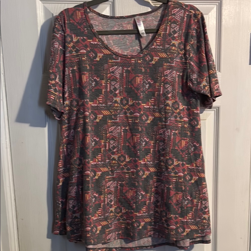 Patterned Gray and Pink Women's Top